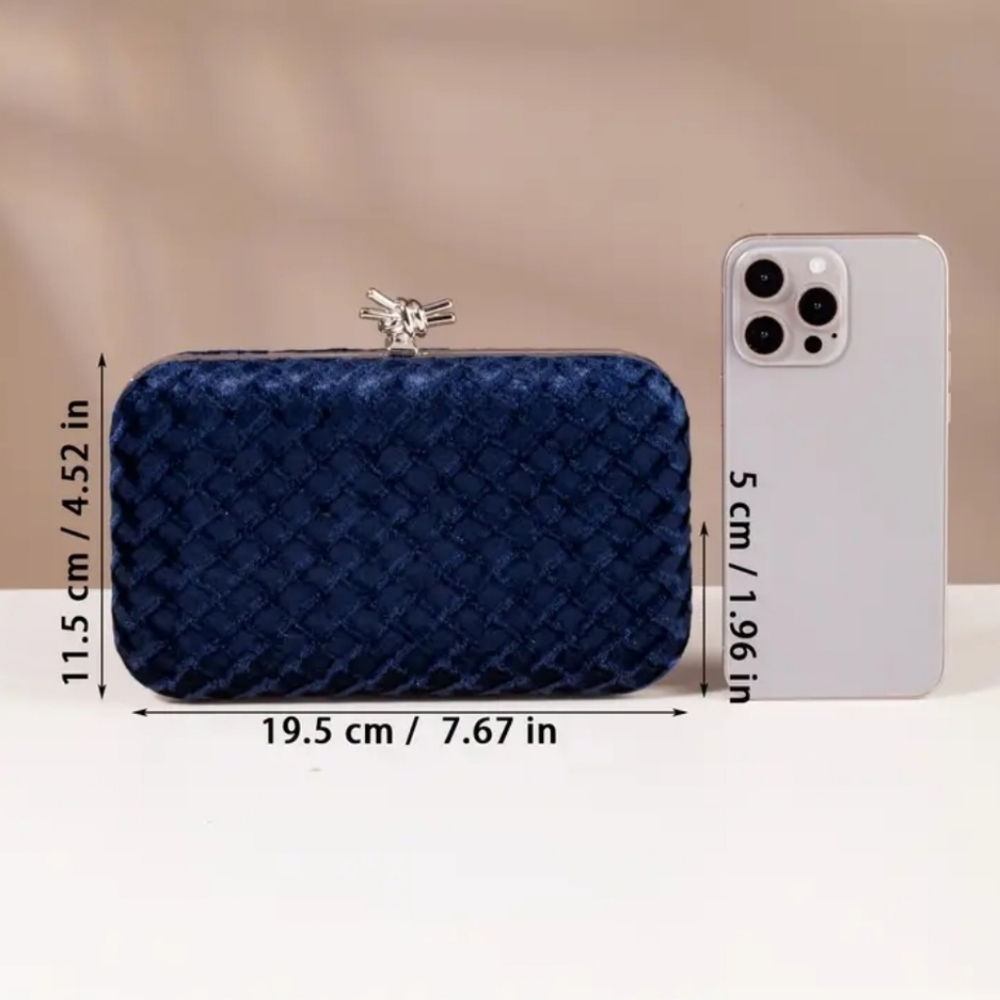 🐎NEW!  Dark Blue Velvet Clutch - Picture 4 of 6